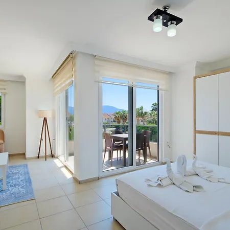 Amber 4 Plus 3 With Pool,sauna And Billiards In *